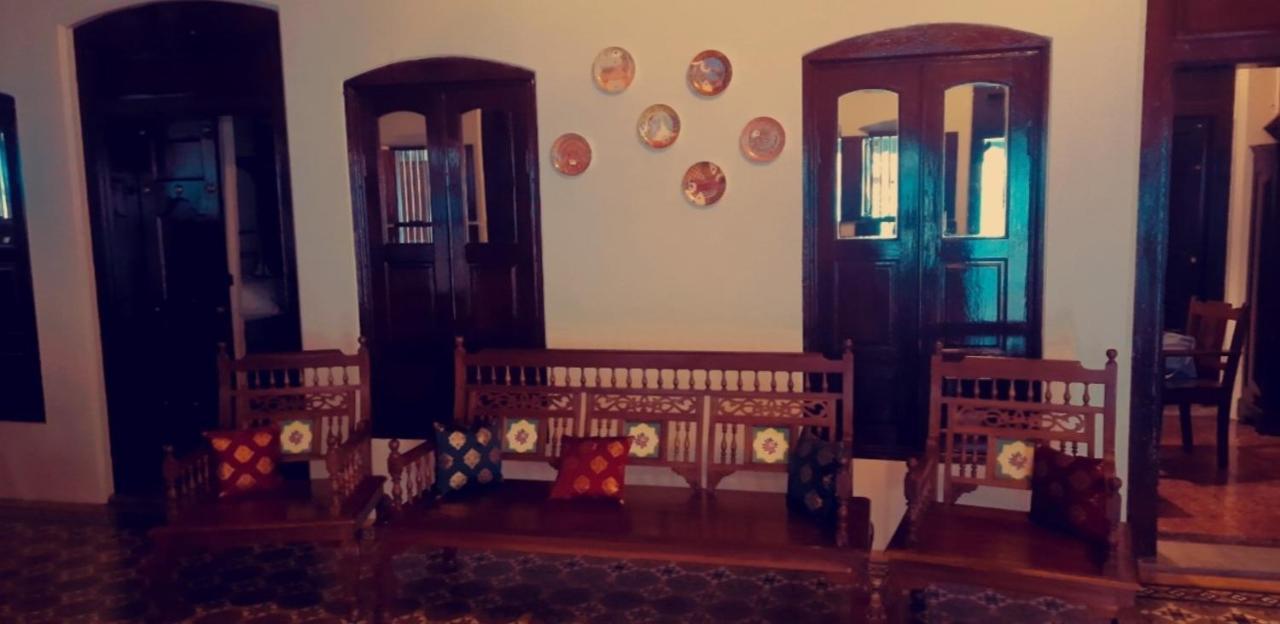 Raasa Veedu Homestay *